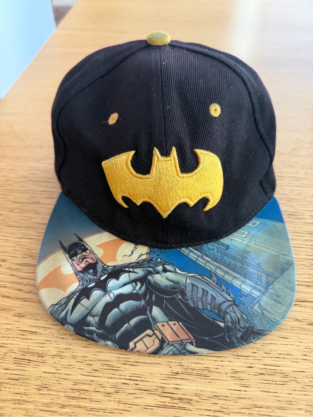 Batman Men’s Black and Yellow Snapback Hat